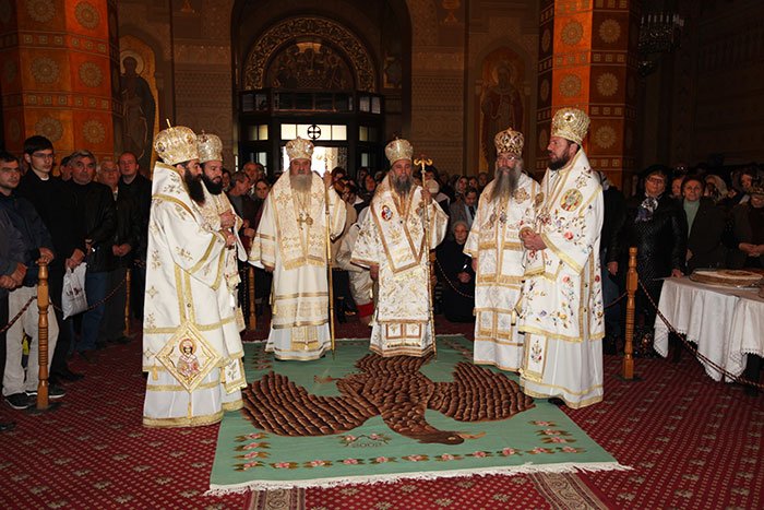 Lumină duhovnicească pentru craioveni 109552