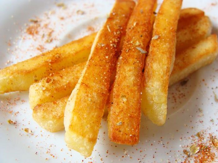 Cartofi „prăjiţi“ la cuptor 109610