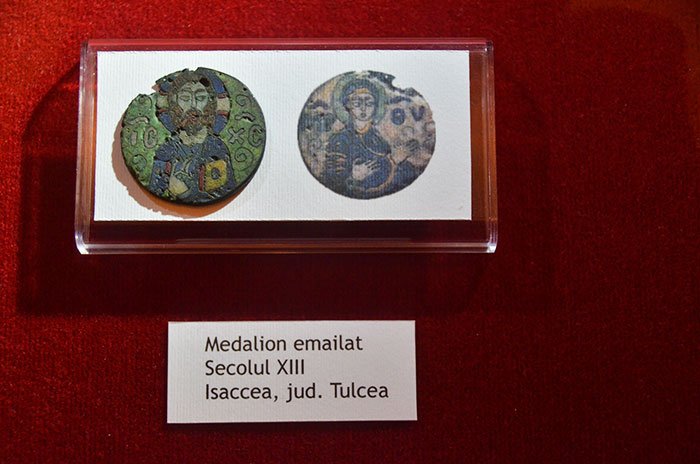 Istoria pelerinajului, povestită la Muzeul Unirii 109592