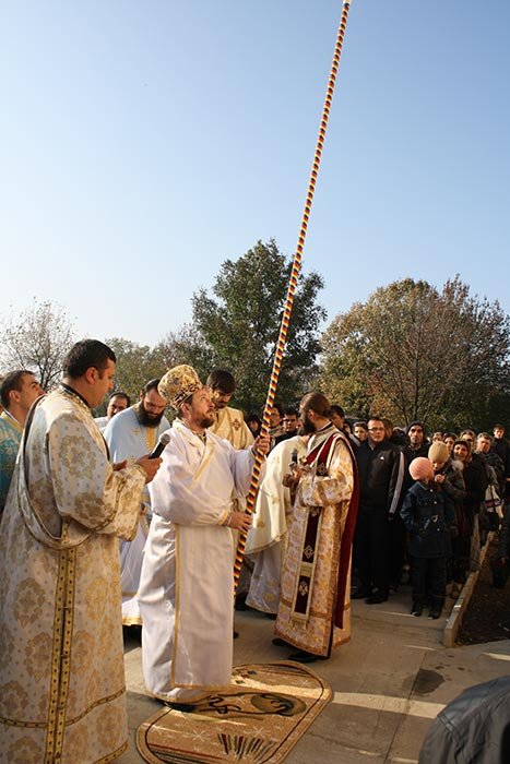 „Momentul sfinţirii bisericii a însemnat o bucurie şi o mulţumire sufletească“ 109660