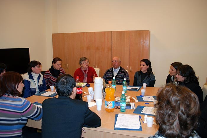 Conferinţă pe teme sociale la Craiova 109681