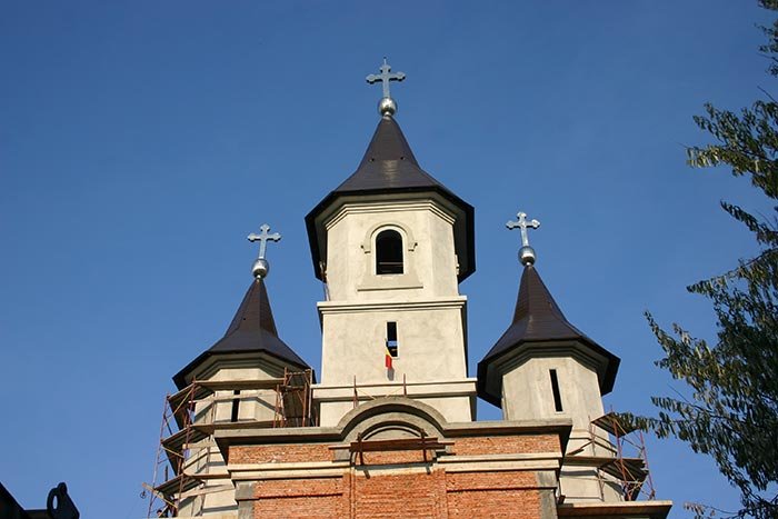 O nouă etapă în ridicarea bisericii din Parohia Sântana II 109703