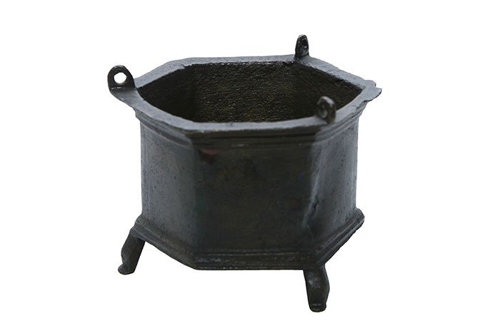 O cădelniţă de bronz, martor preţios al vieţii religioase din timpul împăratului Iustinian 109796