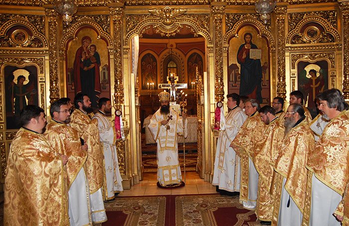 Doi clerici noi în Arhiepiscopia Timişoarei 109823