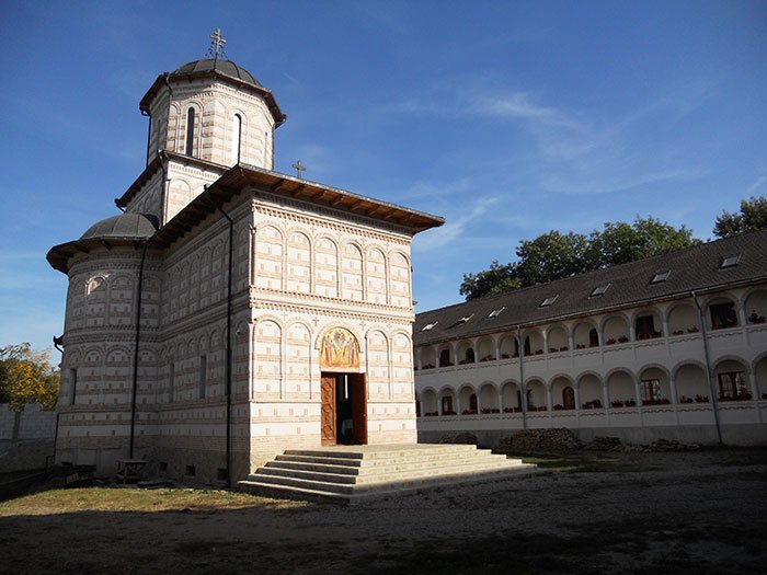 Sfinţii Arhangheli, cinstiţi în Arhiepiscopia Clujului 109848