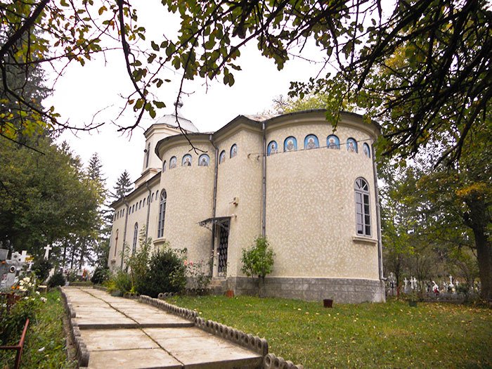 Biserica din Rucăreni, locul unde m-am întâlnit cu Mioriţa 109881