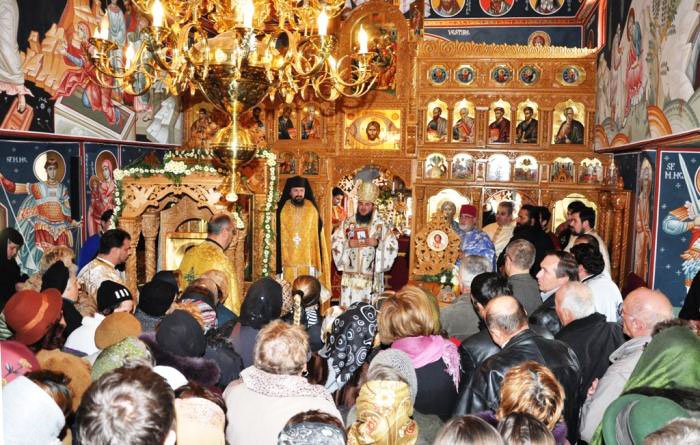 Vindecătorul de cancer, cinstit de toţi românii 109885