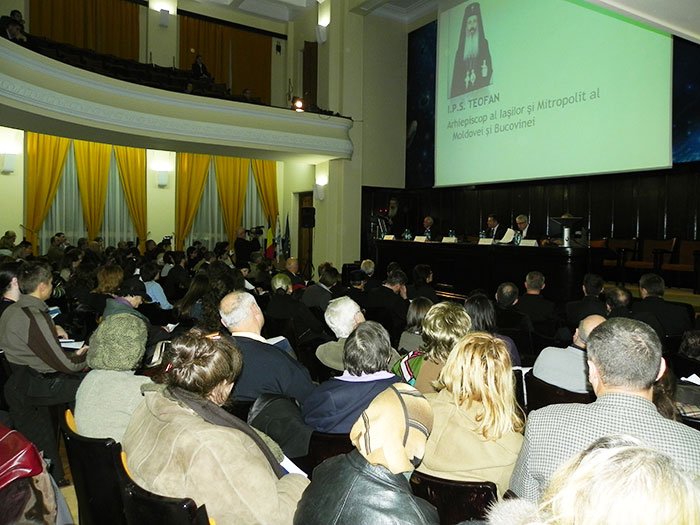 Cuvântul şi tăcerea în descoperirea căii către Dumnezeu şi sine 109935