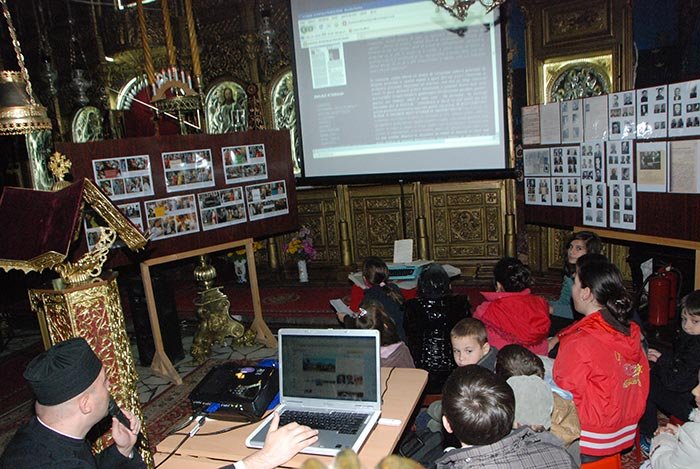Cateheză despre teroarea comunismului şi utilizarea internetului 109954