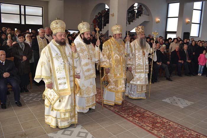 Biserica din cartierul reşiţean Govândari a fost târnosită 109997
