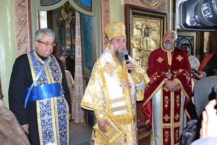 IPS Irineu a resfinţit Biserica „Sfântul Nicolae“ 109999