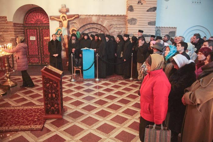 Slujbe în limba română la Kiev 110061