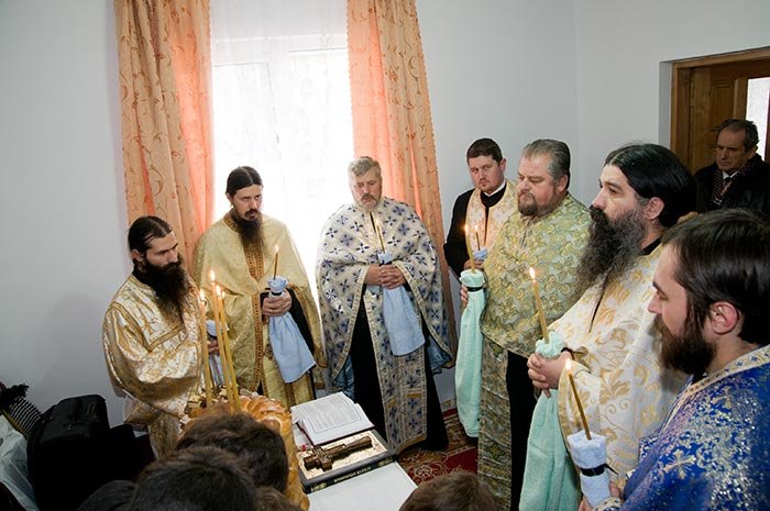 Casă nouă pentru o familie din Putna, judeţul Suceava 110081