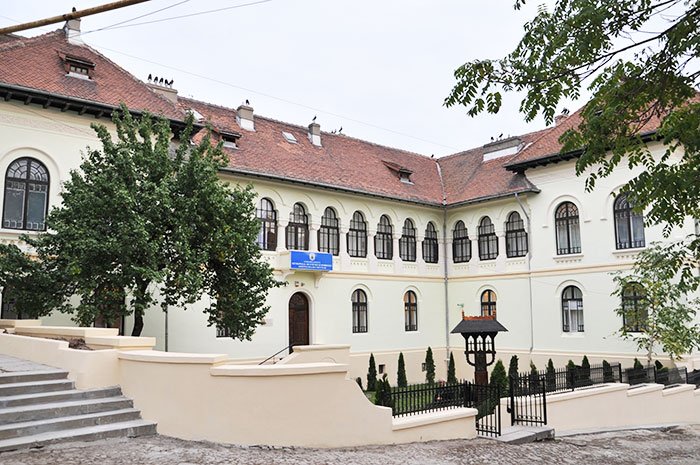 Un nou sediu al Arhiepiscopiei Bucureştilor 110127