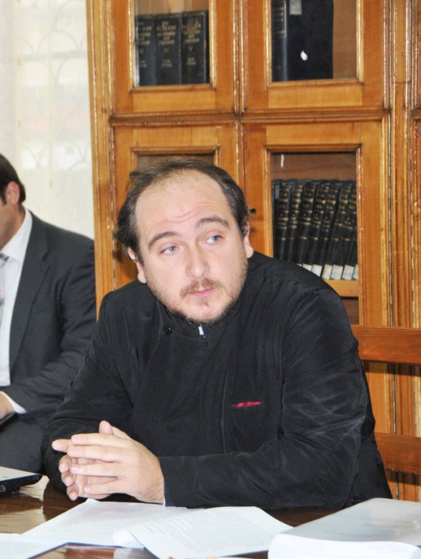 Prima teză de doctorat dedicată românilor din diaspora 110175