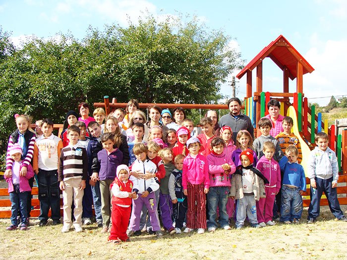 Copilărie ocrotită în Aşezământul „Sfântul Stelian“ din Valea Crângului 110205