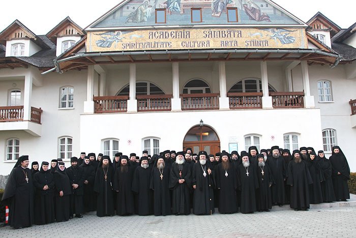 „Rugăciunea, lucrarea de căpătâi a monahilor“ 110226