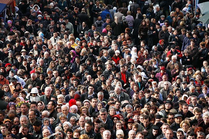 Cu optimism, despre reforma morală a societăţii 110257