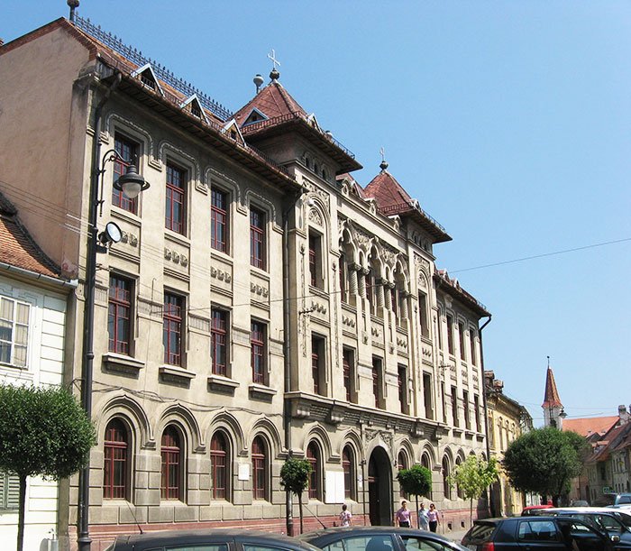 Simpozion dedicat pastoraţiei premaritale şi a familiei tinere 110269