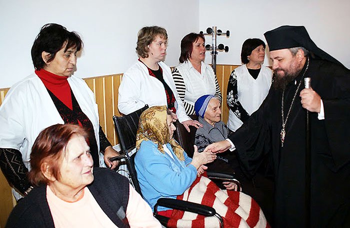 Un nou complex de servicii pentru vârstnici 110316