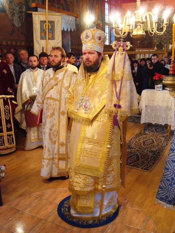 Vizită arhierească în Protopopiatul Tinca 110491