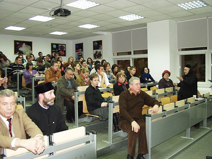 Întâlnirea culturală „România în lume“, la Suceava 110573