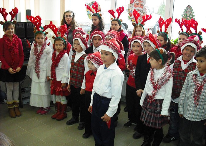 Sărbătoare la centrul de copii din Valea Aurie 110565