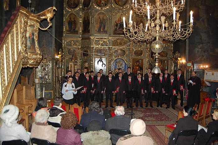 Concert de colinde pe 13 decembrie 2011 110662