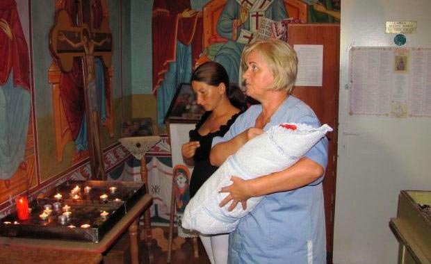 Slujitori printre halatele albe 110651