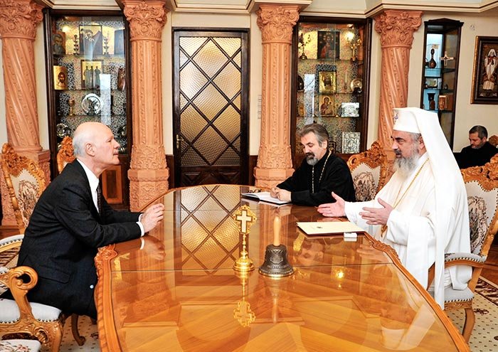 Ambasadorul Braziliei la Bucureşti în vizită de prezentare la Patriarhia Română 110876