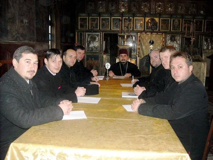 Consfătuirea preoţilor din parohiile de gradul III din Protoieria Herăşti 110946