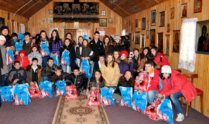 Filantropie cu prilejul Crăciunului în protopopiatele Iaşi 1 şi Iaşi 2 110941