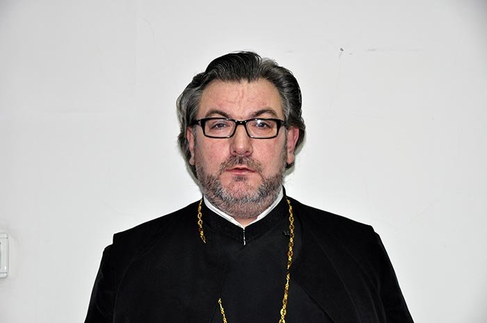 Astăzi S-a născut Hristos! 110976