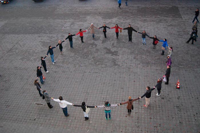 Tinerii ieşeni, încurajaţi să spună „NU“ violenţei 110964