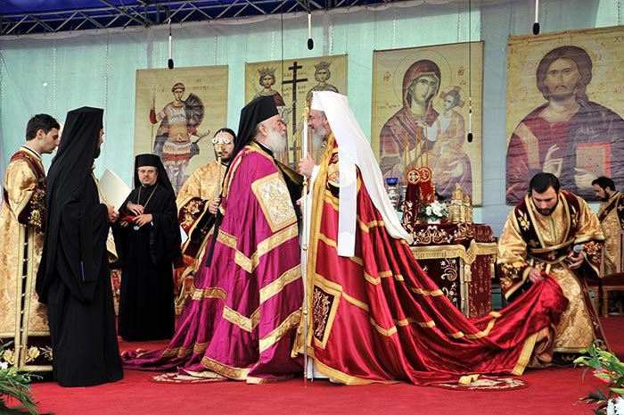 Ierarhi străini la marile noastre sărbători 110983