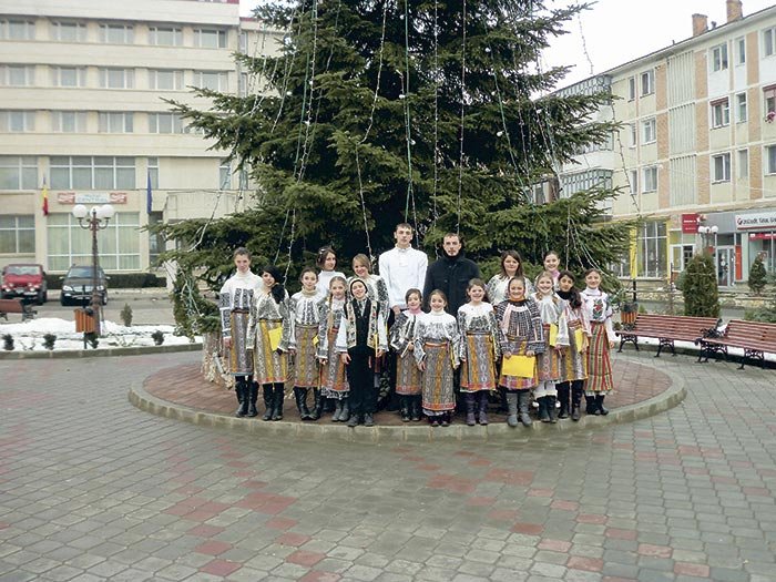 Corul parohiei Uda, prezent la festivalul folcloric „Alexandru Vasiliu“ 111020