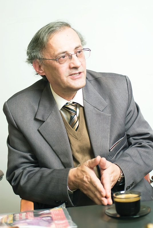 Biserica şi spitalul 111142