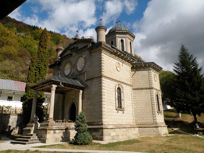 Îngerii Domnului ne numără paşii spre fapta bună 91272