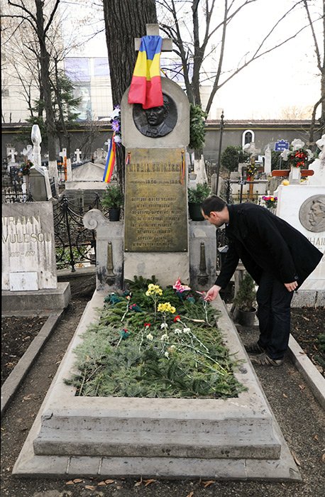 Creştinismul şi condiţia umană la Eminescu 91399