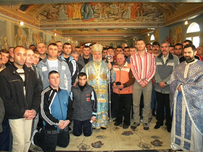 PS Visarion, în mijlocul deţinuţilor din Penitenciarul Tulcea 91442