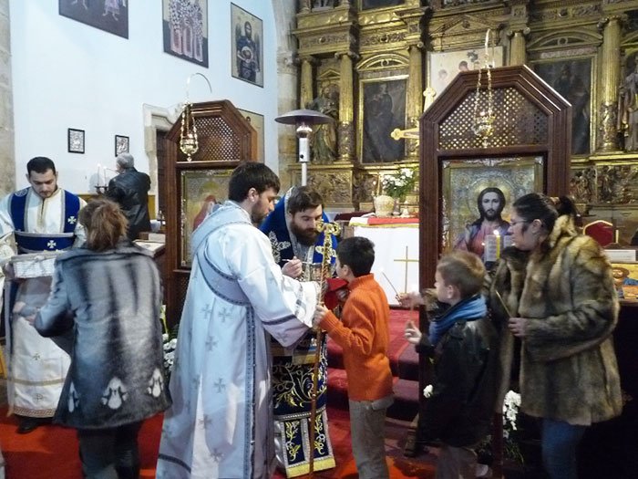 PS Timotei, în parohia românilor din Salamanca 91470