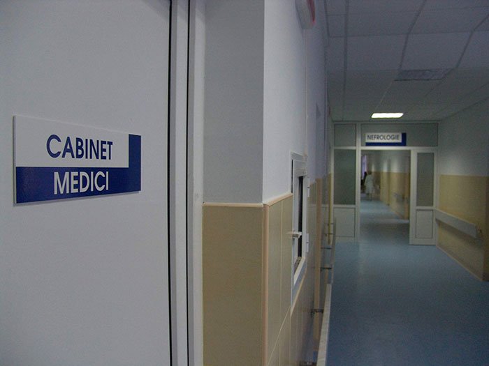 Sute de medici din Timiş vor să plece în străinătate 91538