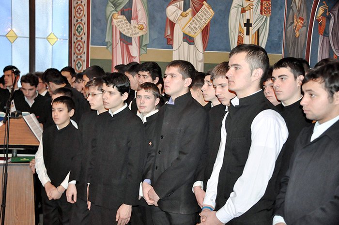 „Preoţia este frumoasă, indiferent unde slujeşti“ 91718