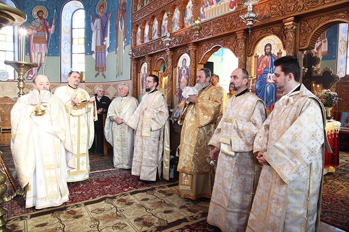 Hram la biserica din cartierul Combinat 91802