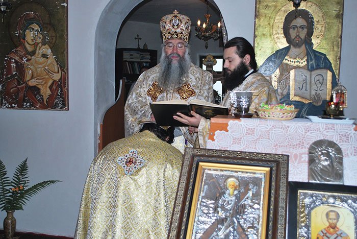 Liturghii arhiereşti în Episcopia Severinului 91805