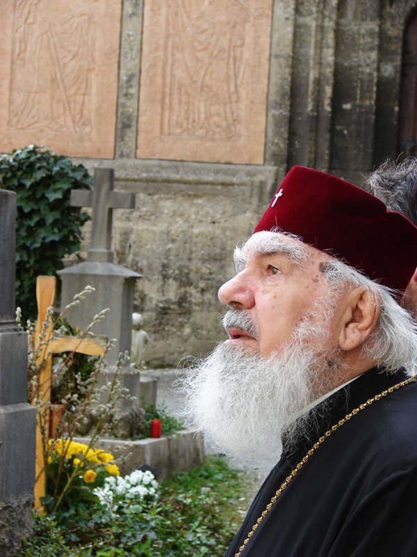 Mitropolitul Bartolomeu Anania, un cărturar al Ardealului 91799