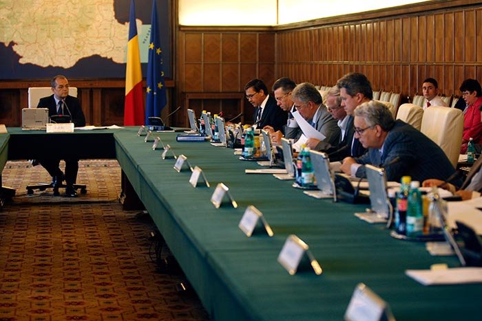 Cătălin Predoiu este premier interimar 91923