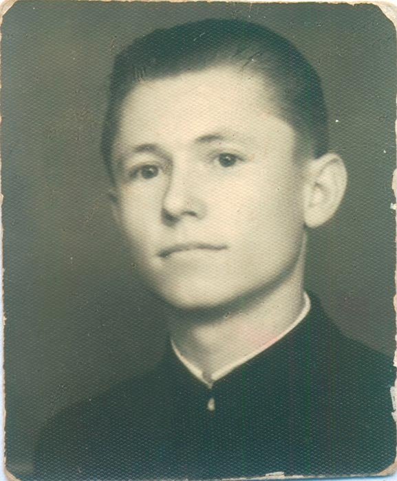 Teologul Stelian Manolache la începuturile vieţuirii monahale 91941
