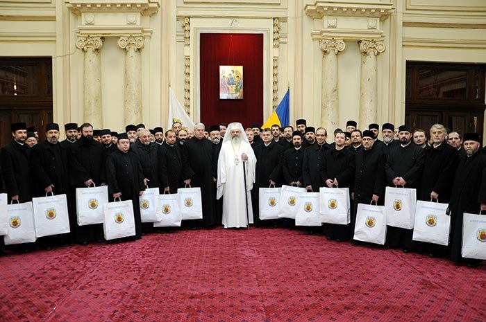 Daruri pentru preoţii care construiesc biserici 91990