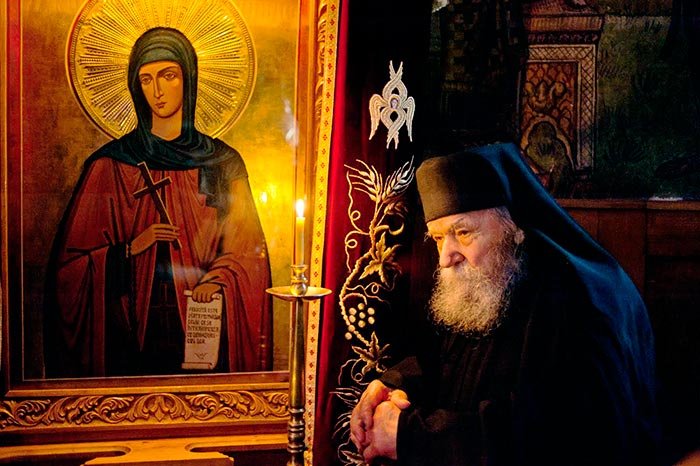 Viaţa monahală: calea desăvârşirii 92014